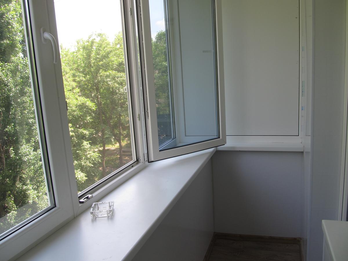 Двухкомнатные Апартаменты Центр Mystetsʹka 3 Kr Apartments Kryvyj Rih Esterno foto